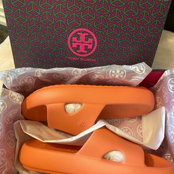 Tory Burch Shower Slide Sandals - Picture 6 of 7